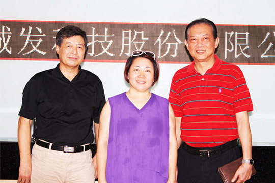 深圳市照明与显示工程行业协会会长施伟力盛赞酷游九州：上市后海内外布局加快 向国际品牌进军