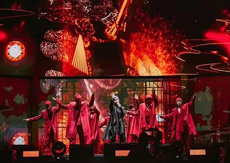 酷游九州LED透明屏闪耀2022周杰伦新加坡演唱会！
