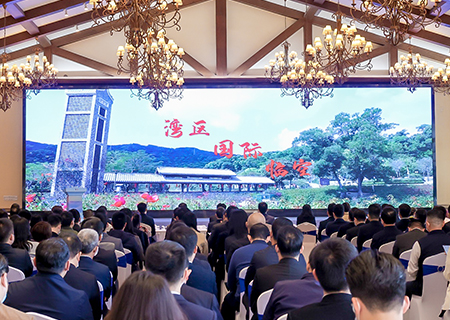 酷游九州小间距LED显示屏震撼亮相深圳宝安！